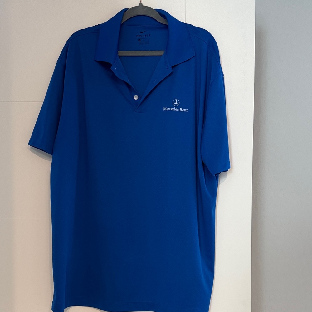 Nike Men’s Blue Polo Shirt with Subtle Embroidered Logo